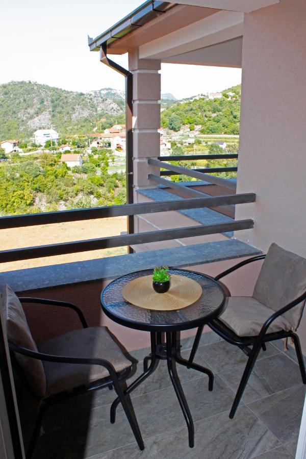 Sunny Side Apartments Rijeka Crnojevića エクステリア 写真